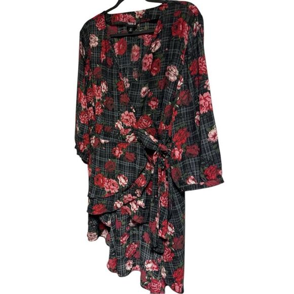 Torrid Black Floral Plaid Georgette Wrap Tunic Blouse Size 2 2XL - Picture 11 of 14